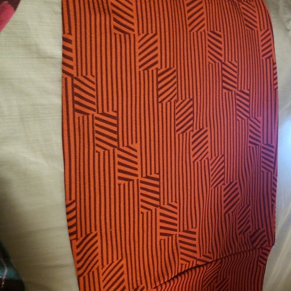 Cassie Skirt - Picture 2 of 3